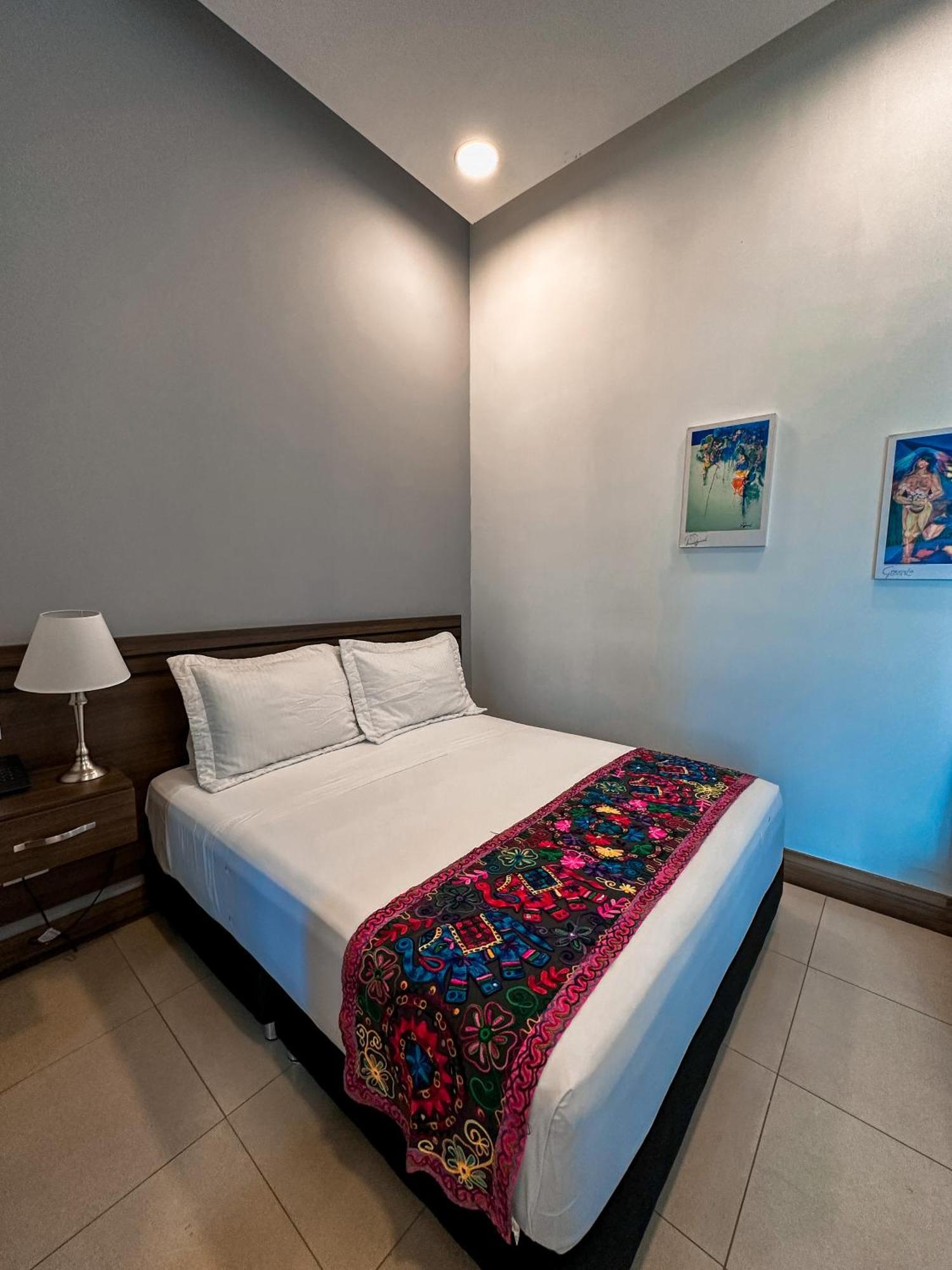 Malik Hotel Boutique Cali Exterior photo